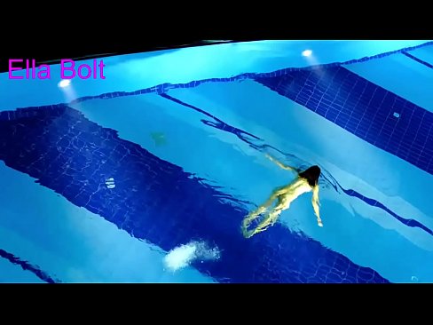❤️ Saya tidak boleh berhenti menonton, berambut perang muda ditangkap berenang bogel di kolam peranginan ELLA BOLT ❤ Video seks pada ms.valeshop.top ☑